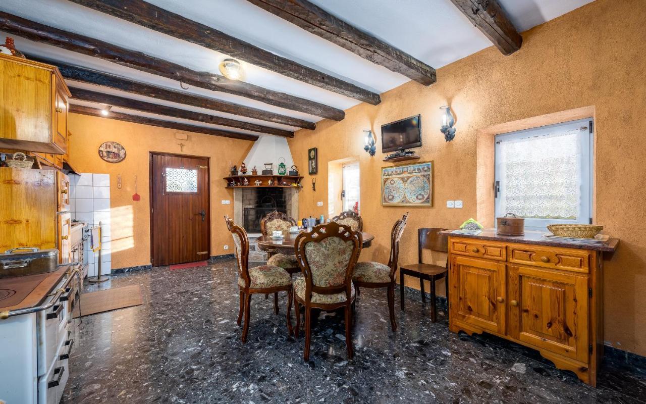 Holiday Home Mia&Emi Sovinjak Екстер'єр фото